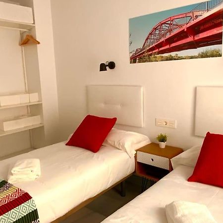 My Home In Triana, Luminoso Y Acogedor Apartamento Севилья Экстерьер фото