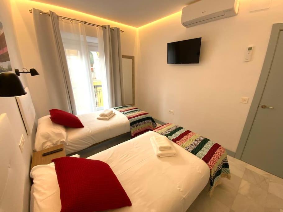 My Home In Triana, Luminoso Y Acogedor Apartamento Севилья Экстерьер фото
